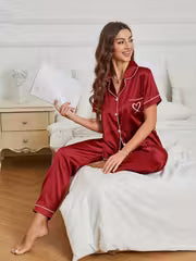 Eterna – Pigiama Elegante